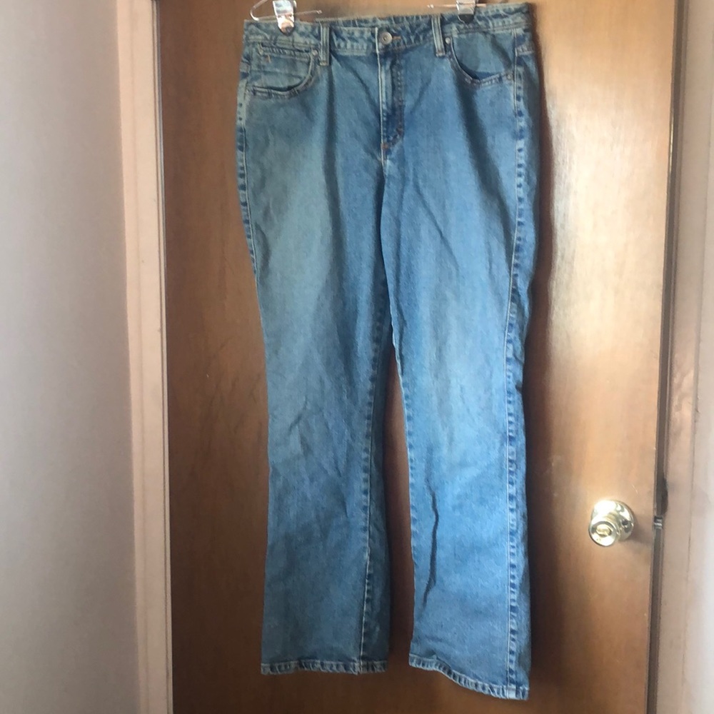 Aura by Wrangler jeans